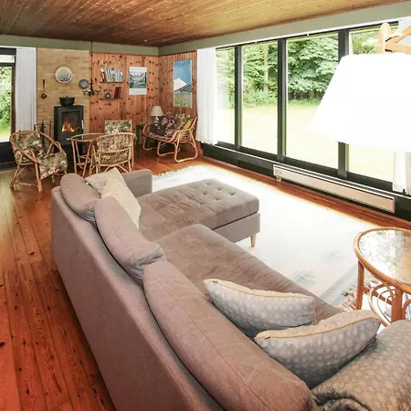 Stunning In Samso With Kitchen Dom wakacyjny Samsø